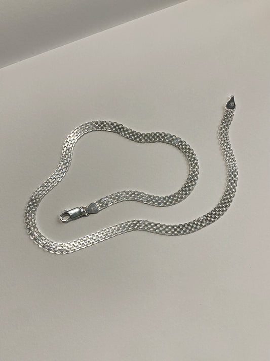 Checkered Ribbon Chain